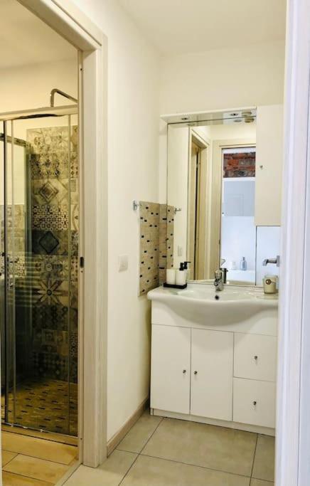 Beddy & Breakfast 2 - Il Cortino Apartment Cesano Maderno Bagian luar foto