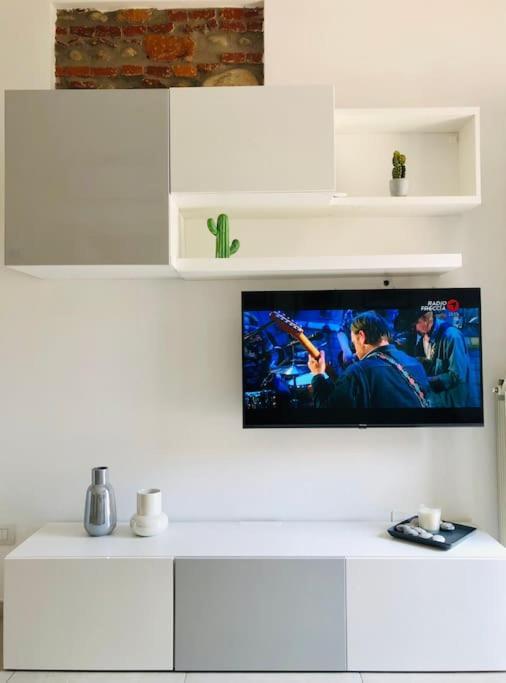 Beddy & Breakfast 2 - Il Cortino Apartment Cesano Maderno Bagian luar foto